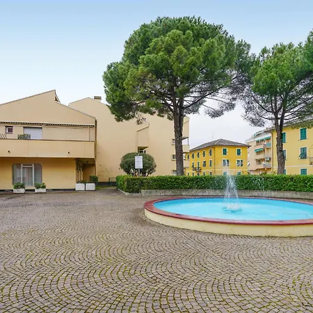 2 Bedroom Lovely In Apartment