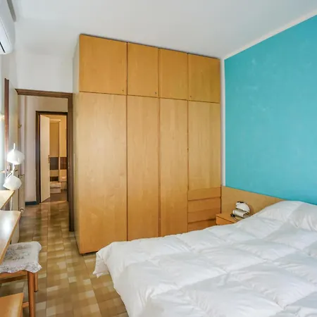 2 Bedroom Lovely In Lejlighed Lavagna