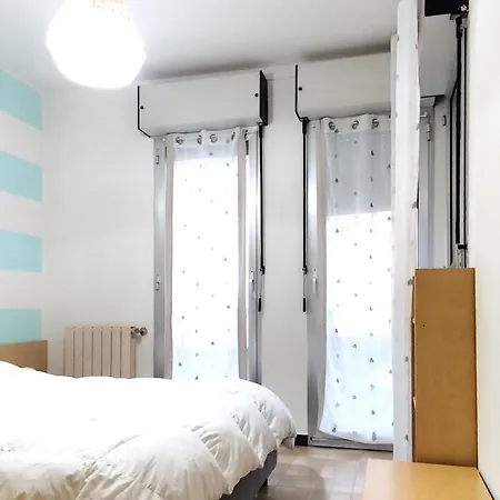 2 Bedroom Lovely In *