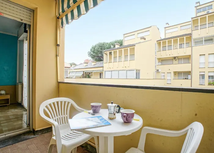 2 Bedroom Lovely In