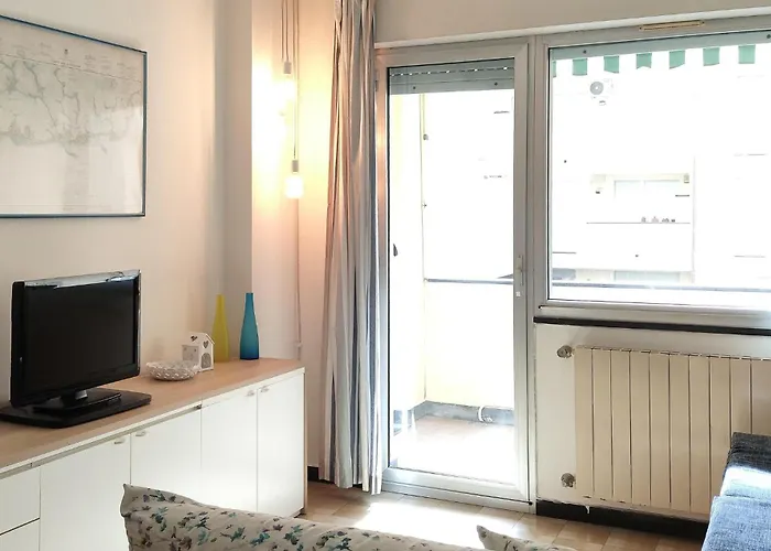2 Bedroom Lovely In Lavagna