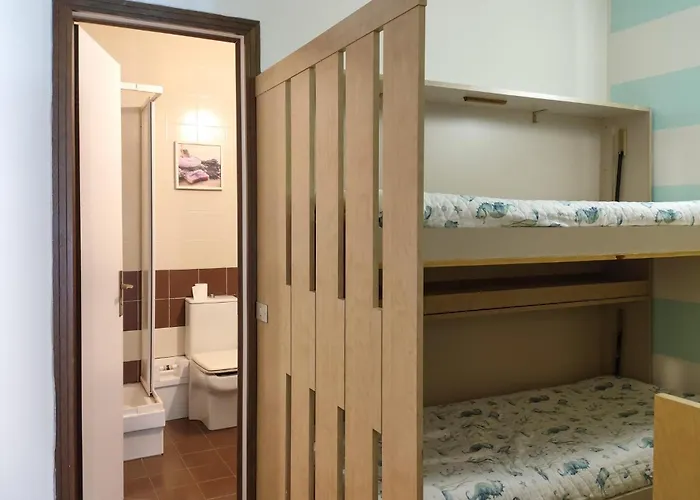 2 Bedroom Lovely In
