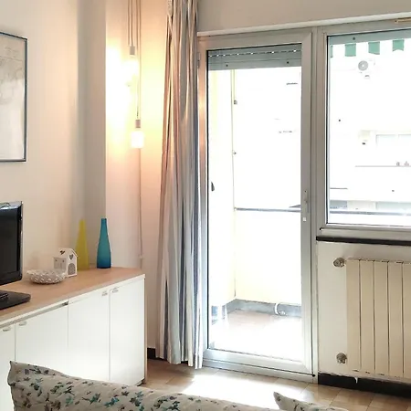 2 Bedroom Lovely In Lavagna