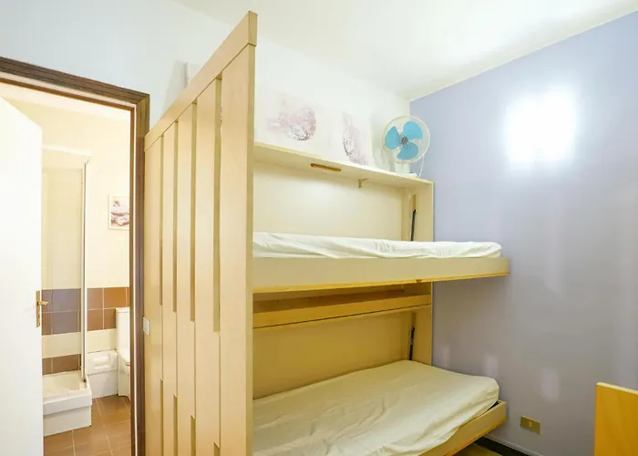 Apartament 2 Bedroom Lovely In