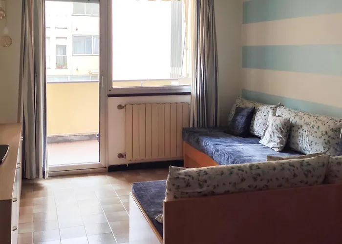 Apartment 2 Bedroom Lovely In Lavagna