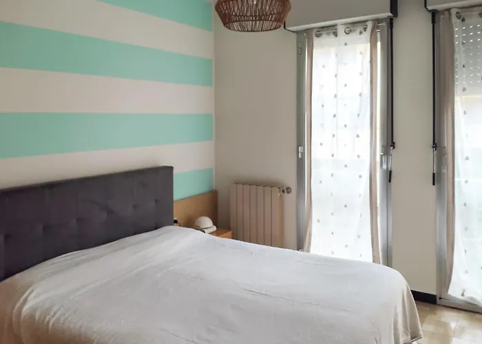 2 Bedroom Lovely In